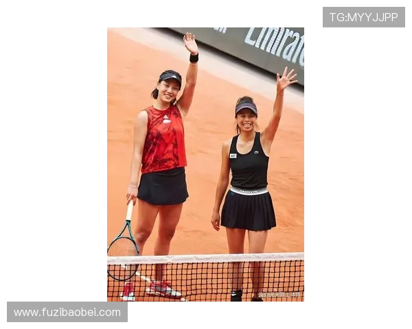 又美又能打!王欣瑜女双2-0轻松闯关 24岁中国莎娃闪耀法网_谢淑薇_首轮比赛_组合